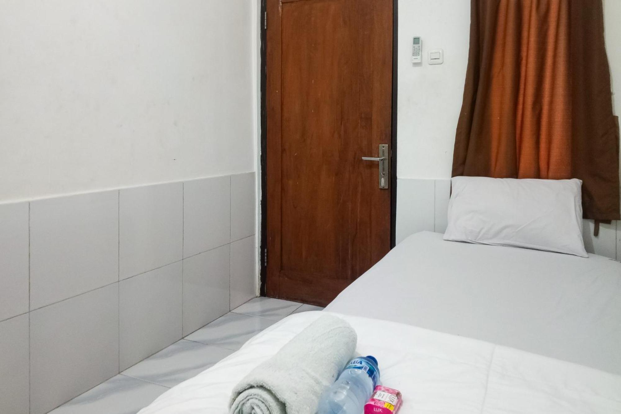 Malibu Syariah Bogor Redpartner Hotel Bagian luar foto