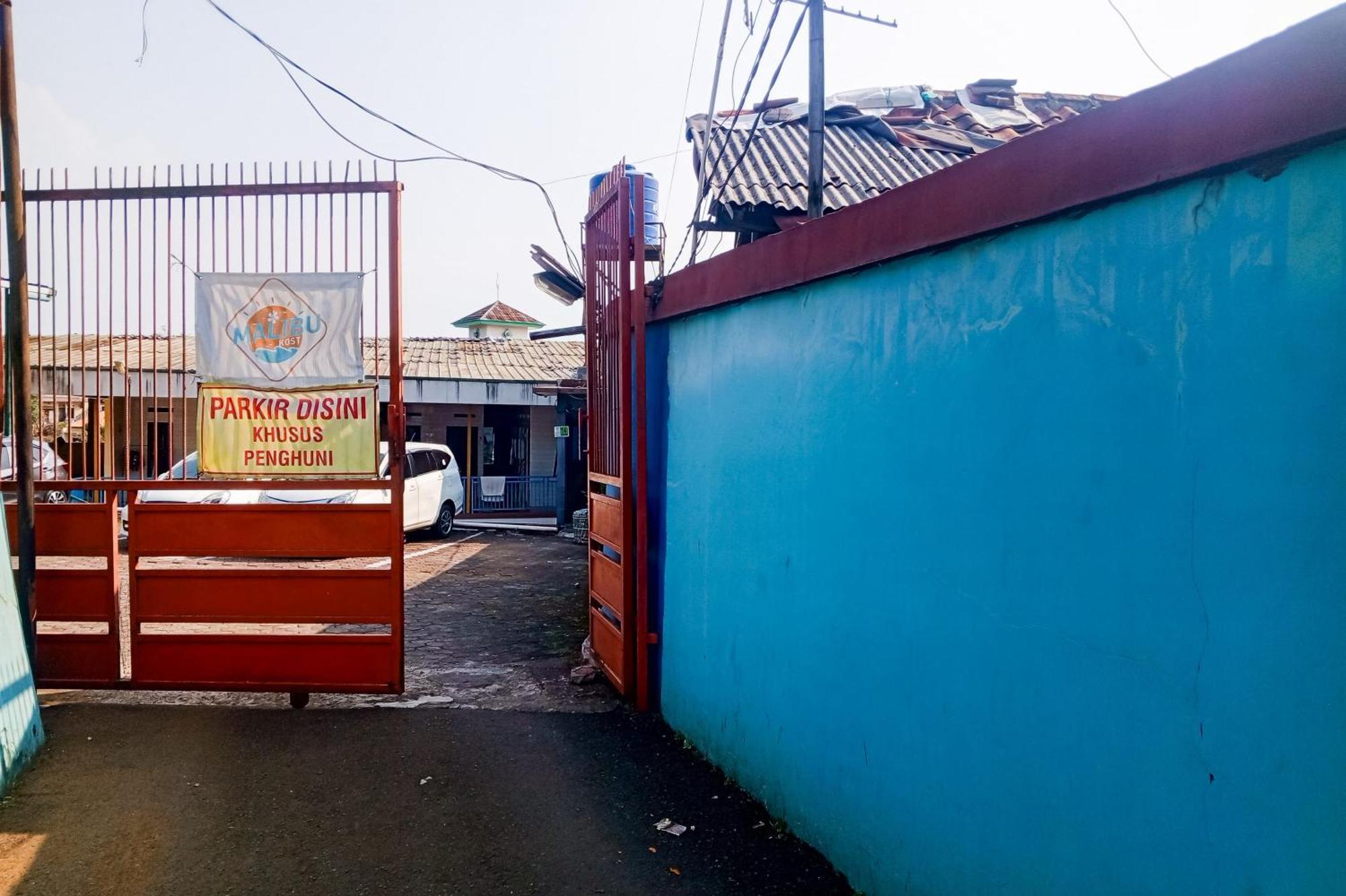 Malibu Syariah Bogor Redpartner Hotel Bagian luar foto